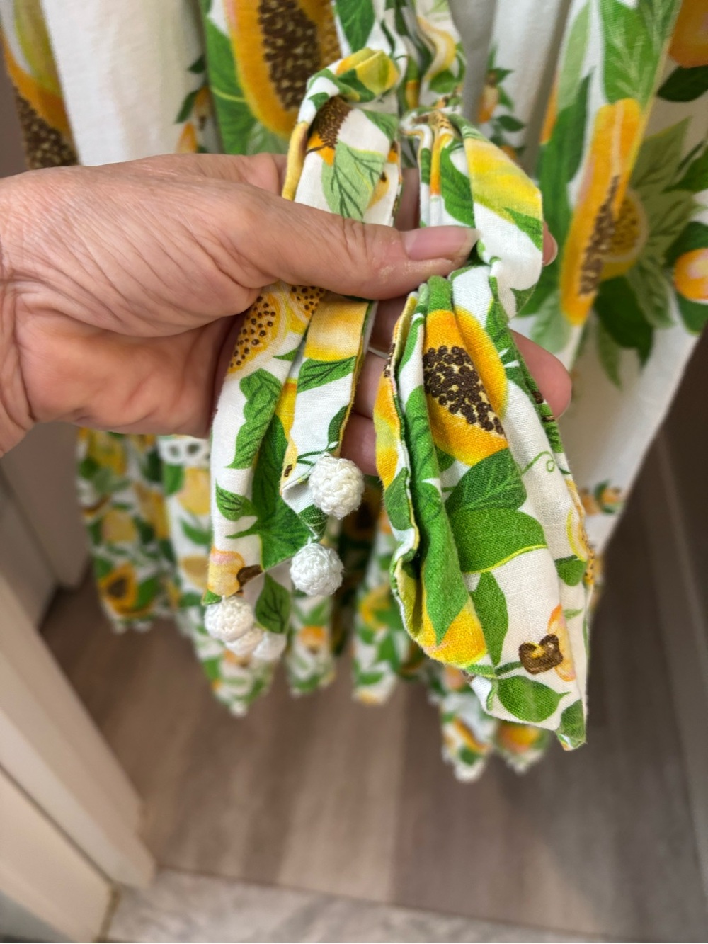Farm Rio Papaya Salad Scarf Maxi dress - Picture 16 of 16
